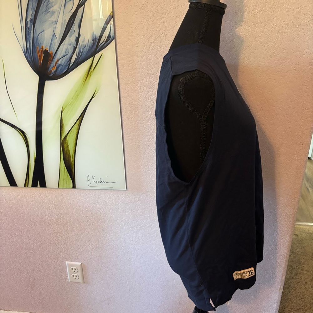 tank top shirt size medium - Picture 2 of 4